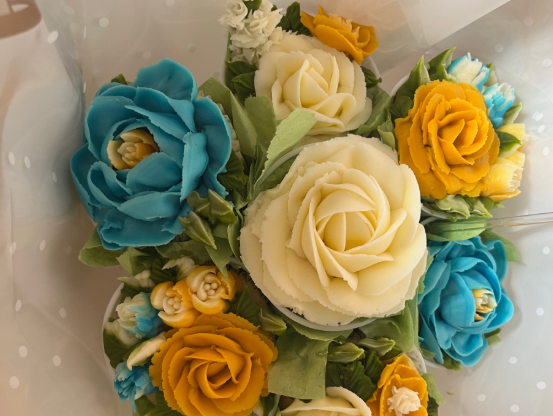 Signature Cupcake Bouquet