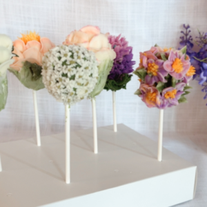 Bouqcake Pops